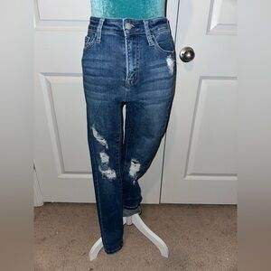 Ripped skinny denim jeans 👖✨